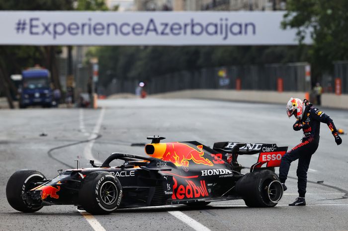Sebagai pemasok tunggal ban balapan jet darat, Pirelli ungkap penyebab Max Verstappen yang mengalami pecah ban di F1 Azerbaijan 2021