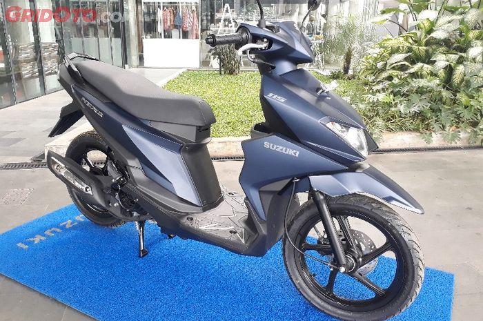 Suzuki Nex II punya desain jok dan dek tengah lebih panjang dan lebar