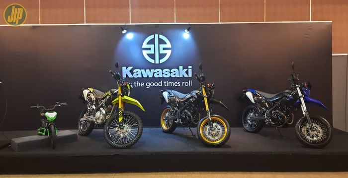 Kawasaki luncurkan KLX230S dan KLX230 SM hingga sepeda listrik Elektrode