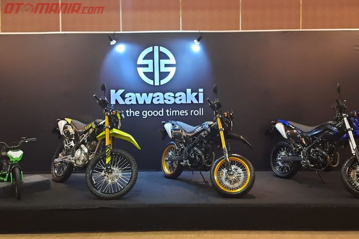 Kawasaki luncurkan KLX230S dan KLX230 SM hingga sepeda listrik Elektrode