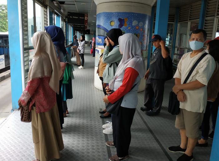 Transjakarta Hanya Melayani Pembayaran Non Tunai Mulai Besok, Terapkan Social Distancing