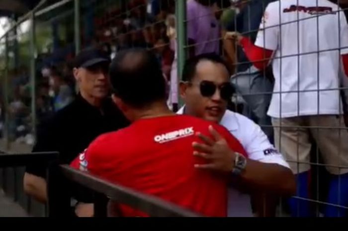 Ardi Bakrie saat hadir di balap motor yang digarapnya di sirkuit Sentul, 2019