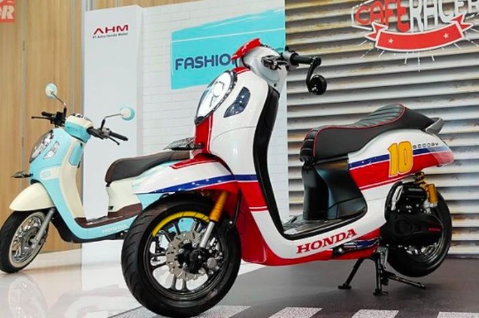 Ilustrasi, Honda Scoopy copot sepatbor untuk kepentingan display