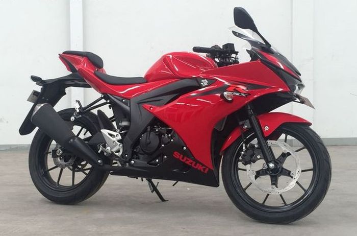 Suzuki GSX-R150 SKS warna stronger red