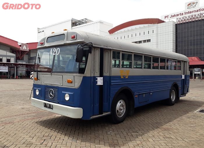 Bus legendaris era 70-80an, Mercedes-Benz OF 1113, tahun 1971