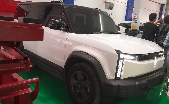 Chery J6 di workshop training center