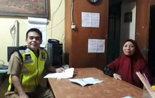 Kasihan! Gara-gara KTP Dipakai Teman Anaknya Beli Mercedes-Benz E400, Keluarga Ini Enggak Bisa Daftar KJP dan KJS