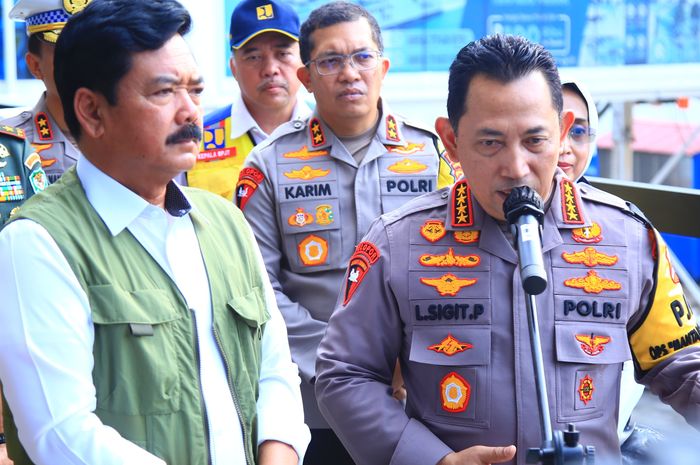 Kapolri Jenderal Polisi Listyo Sigit Prabowo memastikan akan adanya pengawalan kepada pemudik di daerah rawan kejahatan maupun kecelakaan.