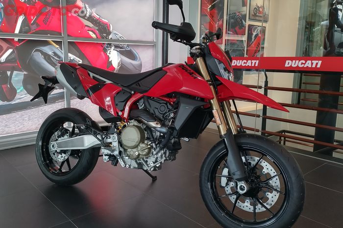 Ducati Hypermotard 698 Mono resmi dijual di Indonesia 