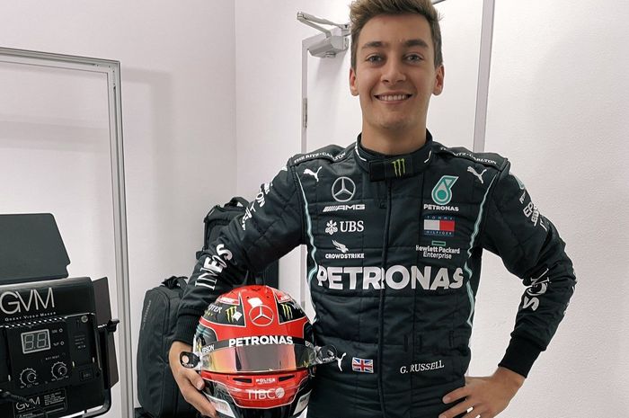 George Russell resmi bergabung dengan Mercedes AMG Petronas dan bertandem dengan Lewis Hamilton untuk F1 2022