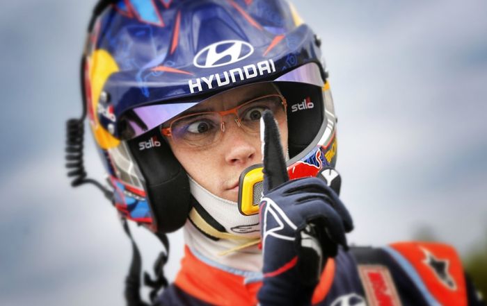 Thierry Neuville sementara memimpin klasemen WRC 2018