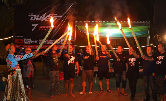 The Dukes Bandung Ulang Tahun Ke-7, Turing ke Batukaras, Dihadiri Bikers Luar Negeri