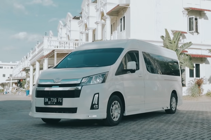 Modifikasi Toyota Hiace Premio tahun 2019