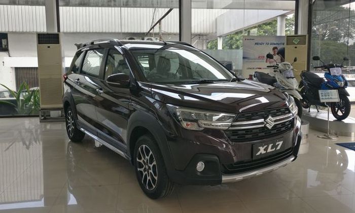 Suzuki XL7