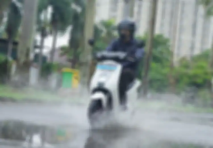 Terungkap Ini Penyebab Baterai Motor Listrik Cepat Habis Saat Dipakai