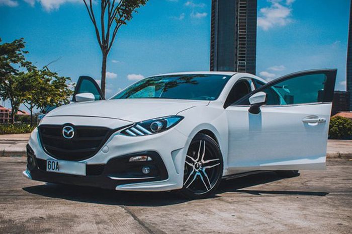 Modifikasi Mazda3 asal Vietnam tampil sporty adopsi lampu depan Ford Mustang