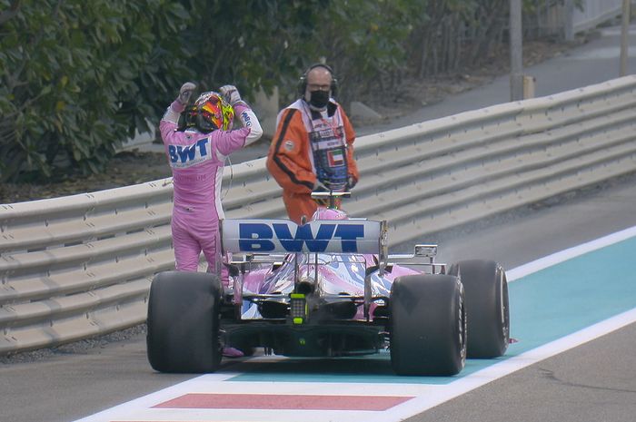 Sergio Perez gagal menyelesaikan balapan terakhirnya di F1 Abu Dhabi 2020 