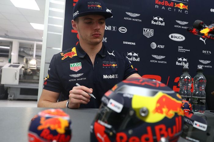 Max Verstappen merasa dirugikan dengan kinerja pengawas balap F1 yang tidak konsisten