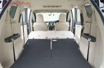 Uji Nyaman Jok Baris Kedua Dan Ketiga Mitsubishi Xpander Gridoto Com