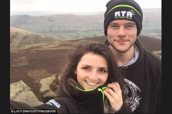 Foto kenangan Lucy Draycott dan suaminya yang pembalap superbike Inggris, Daniel Hegarty