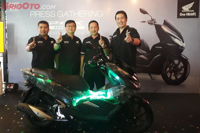 PT Wahana Makmur Sejati berhasil menjual ratusan Honda PCX Hybrid