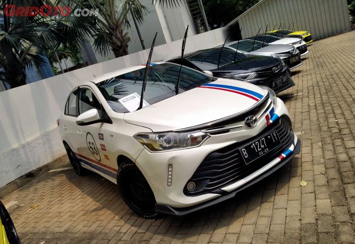 Belasan Toyota Limo Eks Taksi adu kece dalam gelaran kontes 
