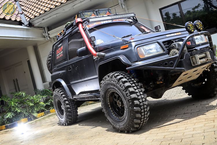 Suzuki Vitara Ini Gagah Banget Punyanya Pak Wagub Gridoto Com