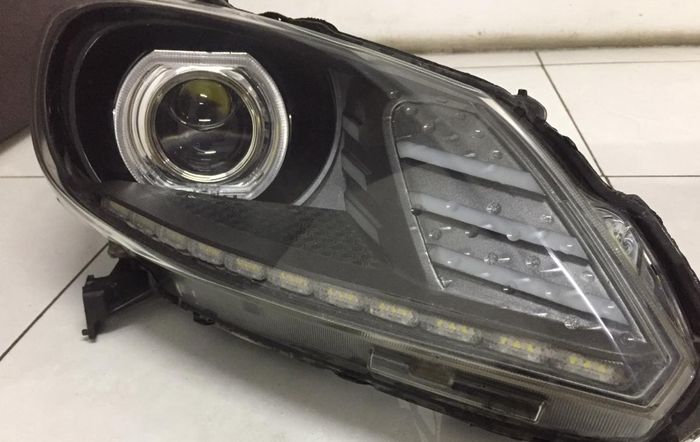 Headlamp Honda Freed custom menggunakan projector laser di SACS Asia Jaya Motor