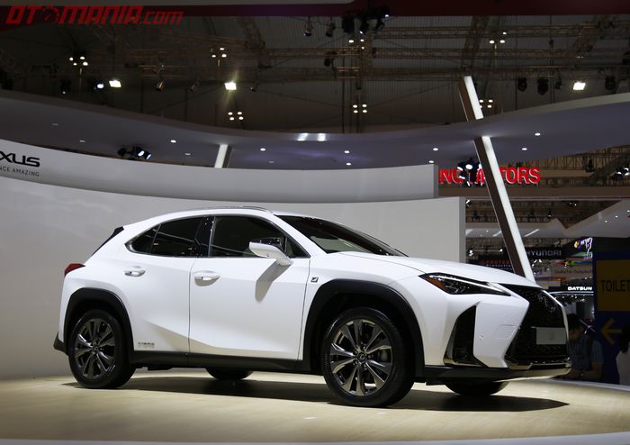 Lexus UX F SPORT