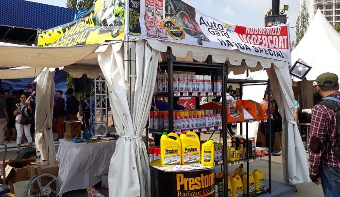 AutoGard di booth Laris Chandra dalam acara Otobursa Tumplek Blek 2019