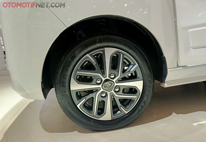 Desain pelek Seres E1