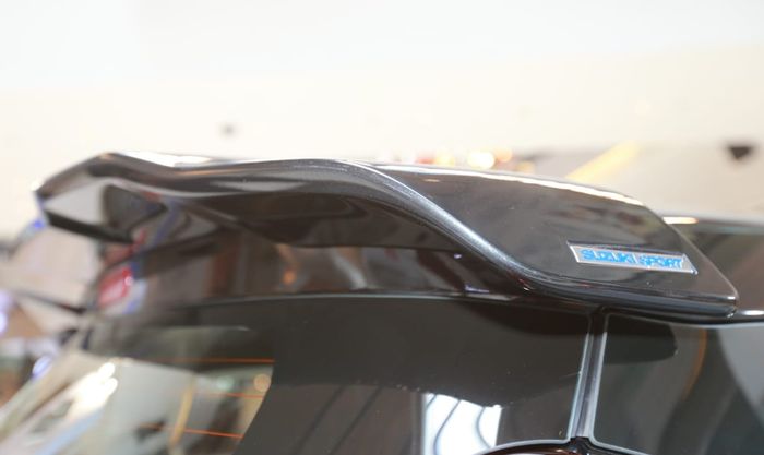 wing di bagian belakang