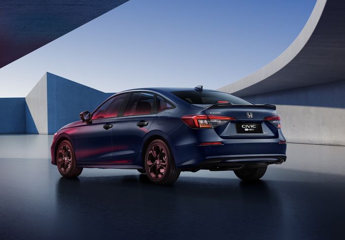 Honda Civic RS Hybrid 2025