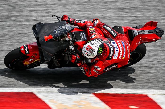 Francesco Bagnaia bahagia Ducati Desmosedici GP23 langsung nyetel dengan gaya balapnya di Tes Pramusim MotoGP 2023 di Sirkuit Sepang, Malaysia.