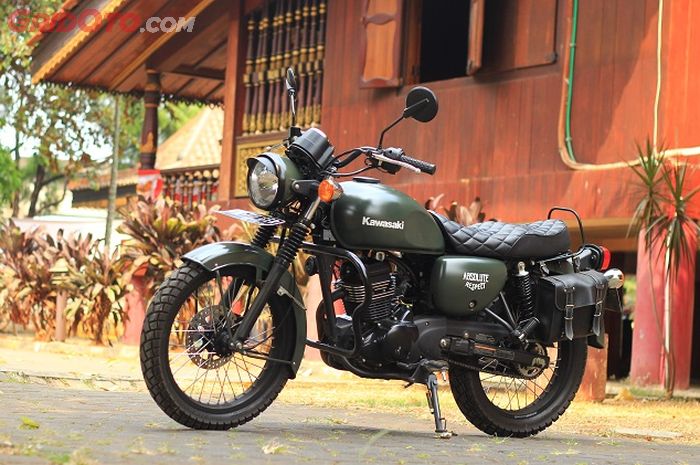 Kawasaki W175 modif bergaya Royal Enfield