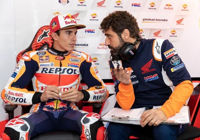 Santi Hernandez akan tetap bekerja untuk pembalap andalan Honda di pentas MotoGP, Marc Marquez