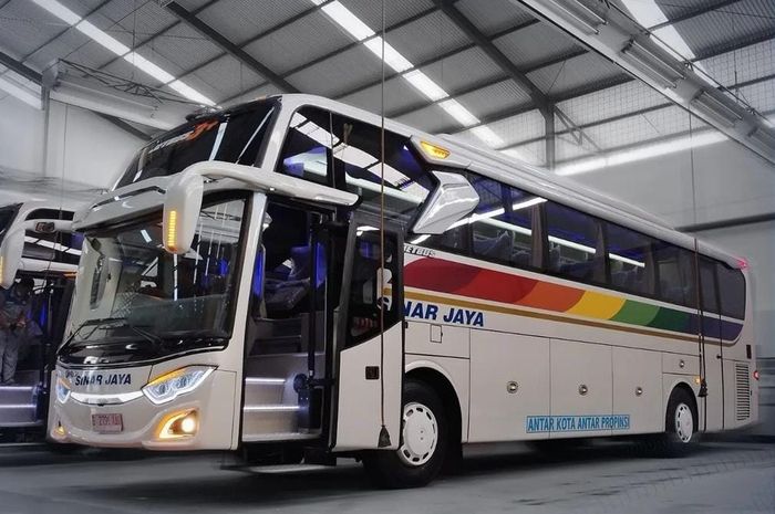Ilustrasi. Bus Executive PO Sinar Jaya.