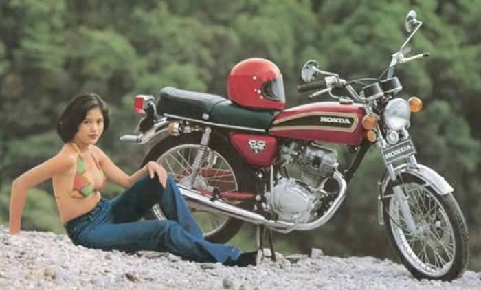 Brosur jadul Honda CG125, jangan gagal fokus ya.