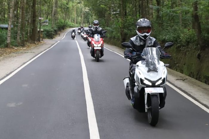 Riding di Bali dengan skuto Honda ADV150, segini konsumsi bensinnya