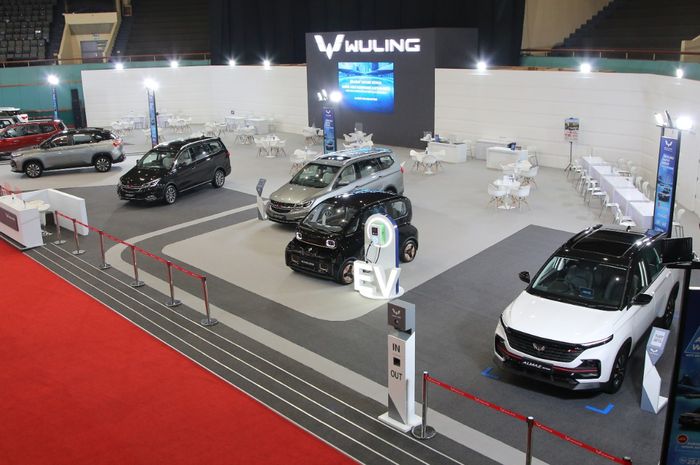 Booth Wuling di Jakarta Auto Week 2022