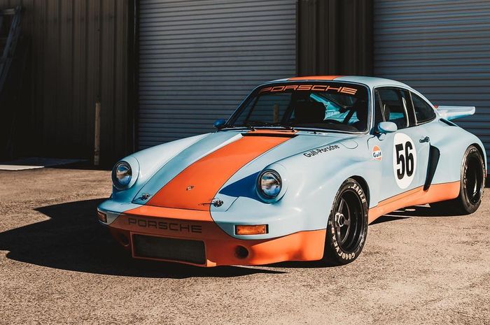Modifikasi Porsche 911 tampil keren dengan livery Gulf Racing