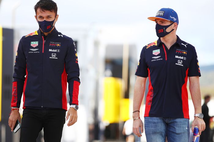 Alexander Albon dan Max Verstappen di F1 Portugal 2020, kemungkinan tidak lagi bersama tahun depan
