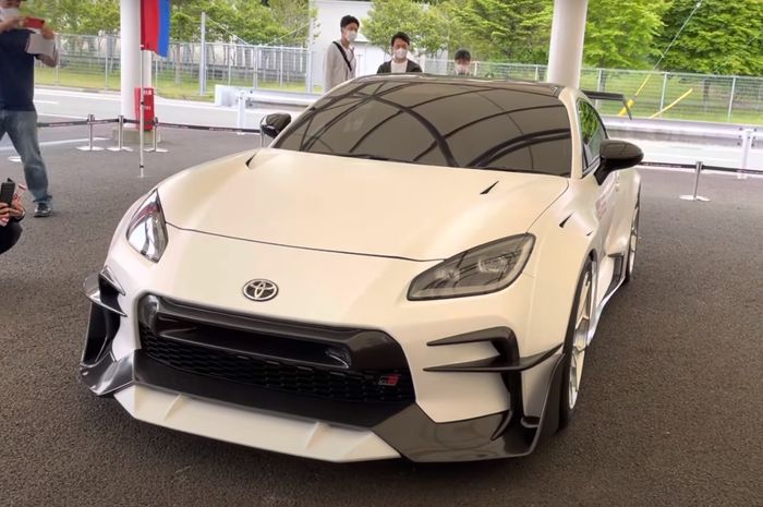 Paket modifikasi Toyota GR 86 hasil garapan Gazoo Racing