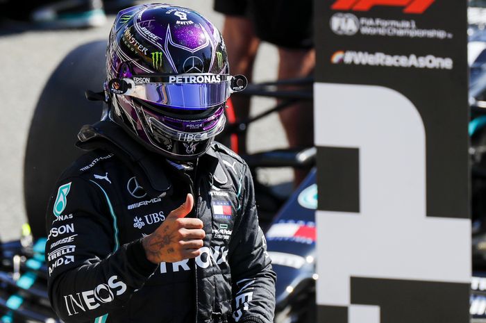 Berhasil meraih pole position ke-94 dalam kariernya, Lewis Hamilton puas dengan performa Mercedes di kualifikasi F1 Italia 2020