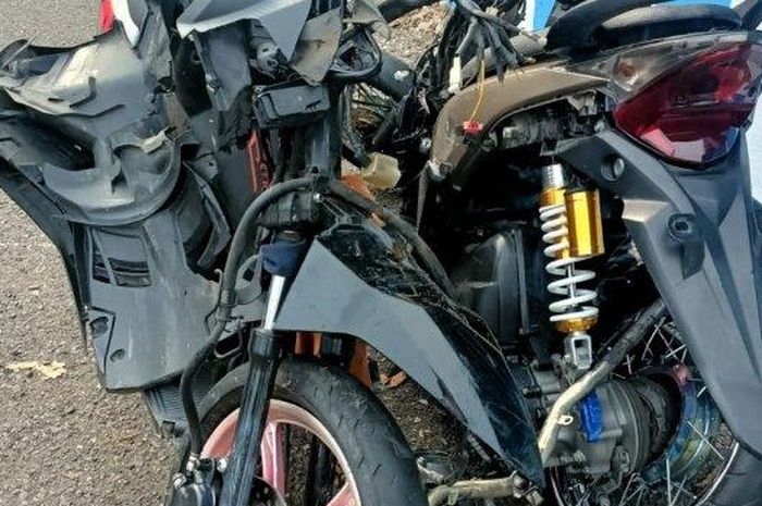 Adu banteng Honda BeAT vs Yamaha Mio M3, sama-sama ambyar, 1 remaja berpulang