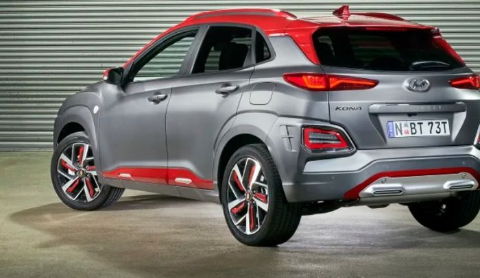 Desain buritan Hyundai Kona Iron Man Edition