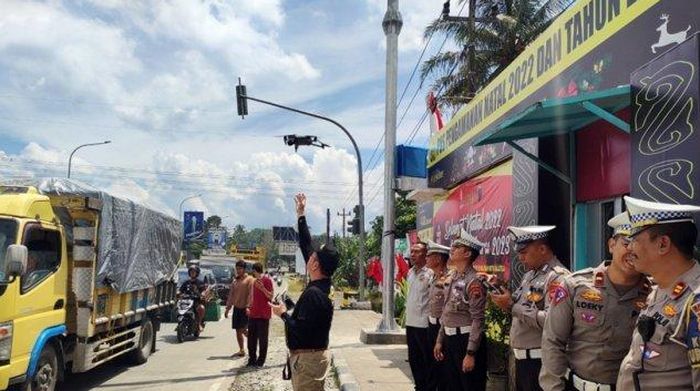 Polda Jateng uji coba drone tilang elektronik di pintu tol Salatiga