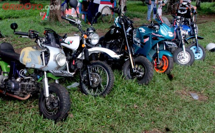 Ada Honda NSR, Yamaha Scorpio dan trail lawas custom mini bike