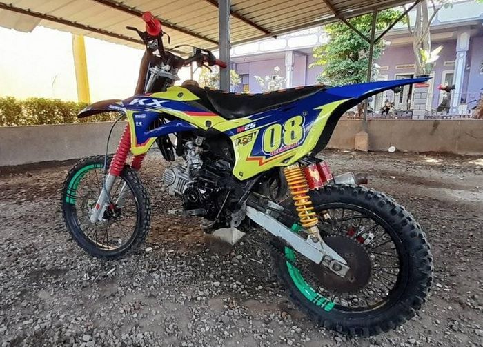 Garang, Yamaha Vega R berubah total jadi motor trail dengan kaki-kaki Kawasaki KLX