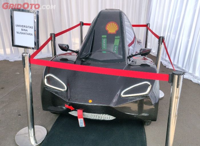 Mobil konsep dari Universitas Bina Nusantara untuk mengikuti ajang Shell Eco-marathon.